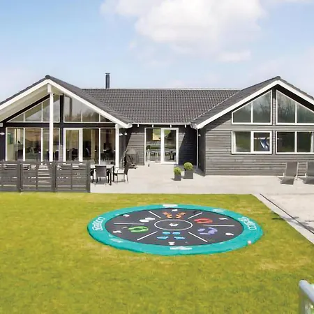 Beautiful Home In Nordborg With Sauna Tatil Evi